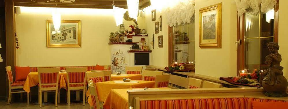 Hotel Ristorante Cassana Livigno Exterior photo