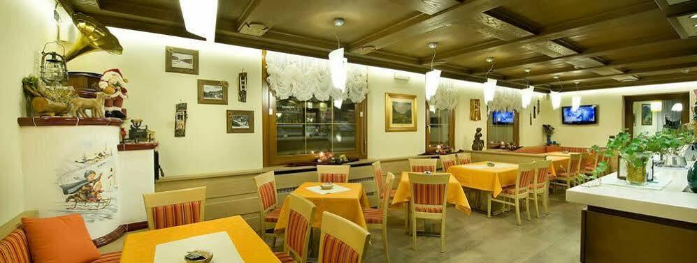 Hotel Ristorante Cassana Livigno Exterior photo